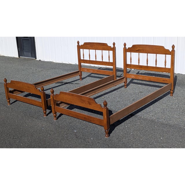 Ethan Allen Solid Maple 1960s Twin Bed Pair. Original Baumritter/Ethan Allen Quality For Sale - Image 13 of 13