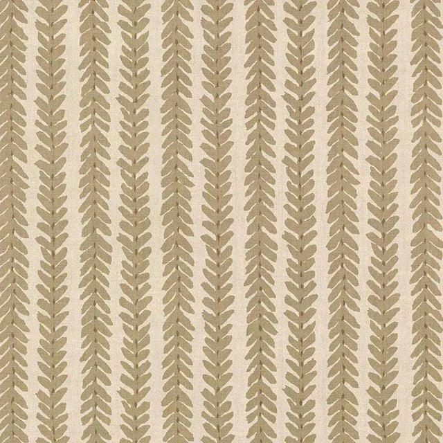 Sample - Schumacher X Veere Grenney Woodperry Fabric in Brown For Sale