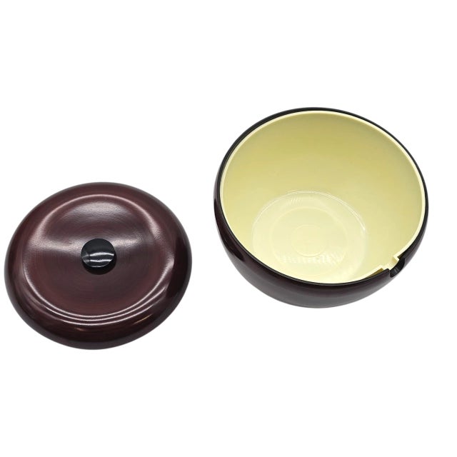 Maroon Japanese Urushi Lacquered Rice Bowl With Lid and Box – Maroon Finish For Sale - Image 8 of 10
