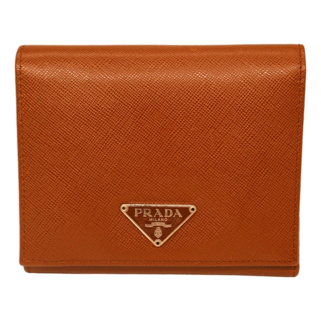 Prada Tobacco Saffiano Leather Portafoglio Tri-Fold Wallet, 2016. For Sale