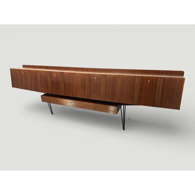 Long Mid-Century Italian Sideboard in Walnut, 1950s For Sale - Image 9 of 18