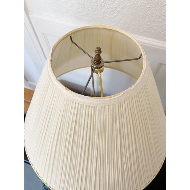 Vintage Mid-Century Hand-Painted Ceramic and Brass Floral Lamp For Sale - Image 10 of 13