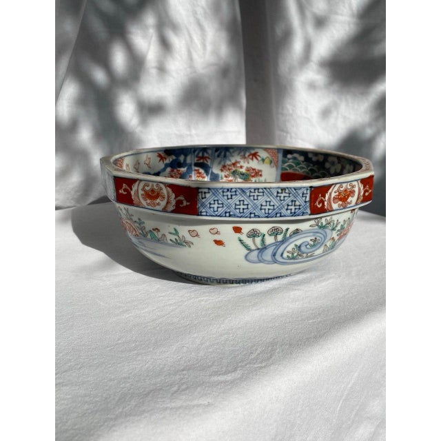Japanese Large 19th Century Japanese Imari Octagonal Bowl With Karashishi & Landscape Panels For Sale - Image 3 of 18