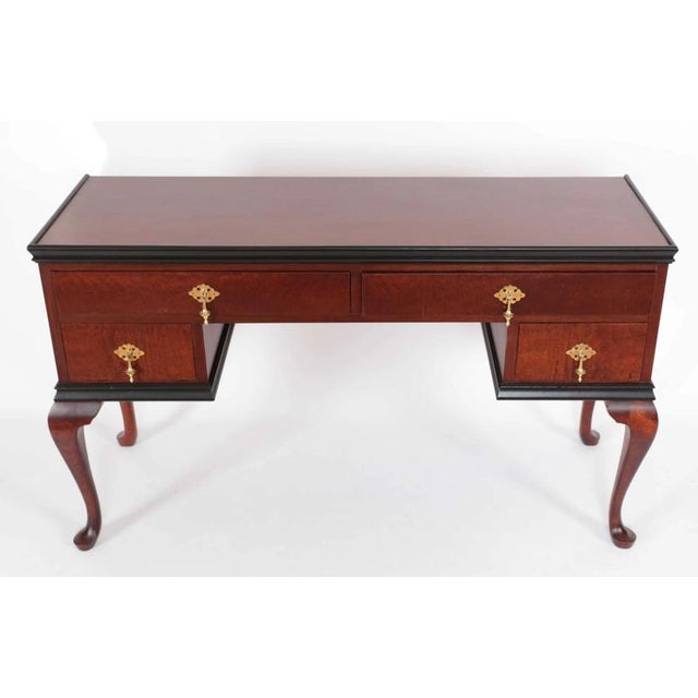 Wood English Console Table in the style of Thomas Chippendale For Sale - Image 7 of 8