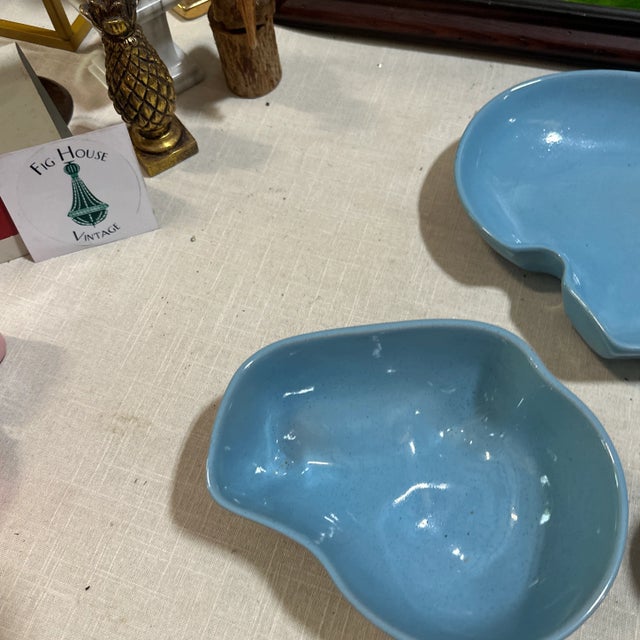 Up for consideration is a beautiful collection of blue ceramic kitchen accessories. These would look lovely on display in...