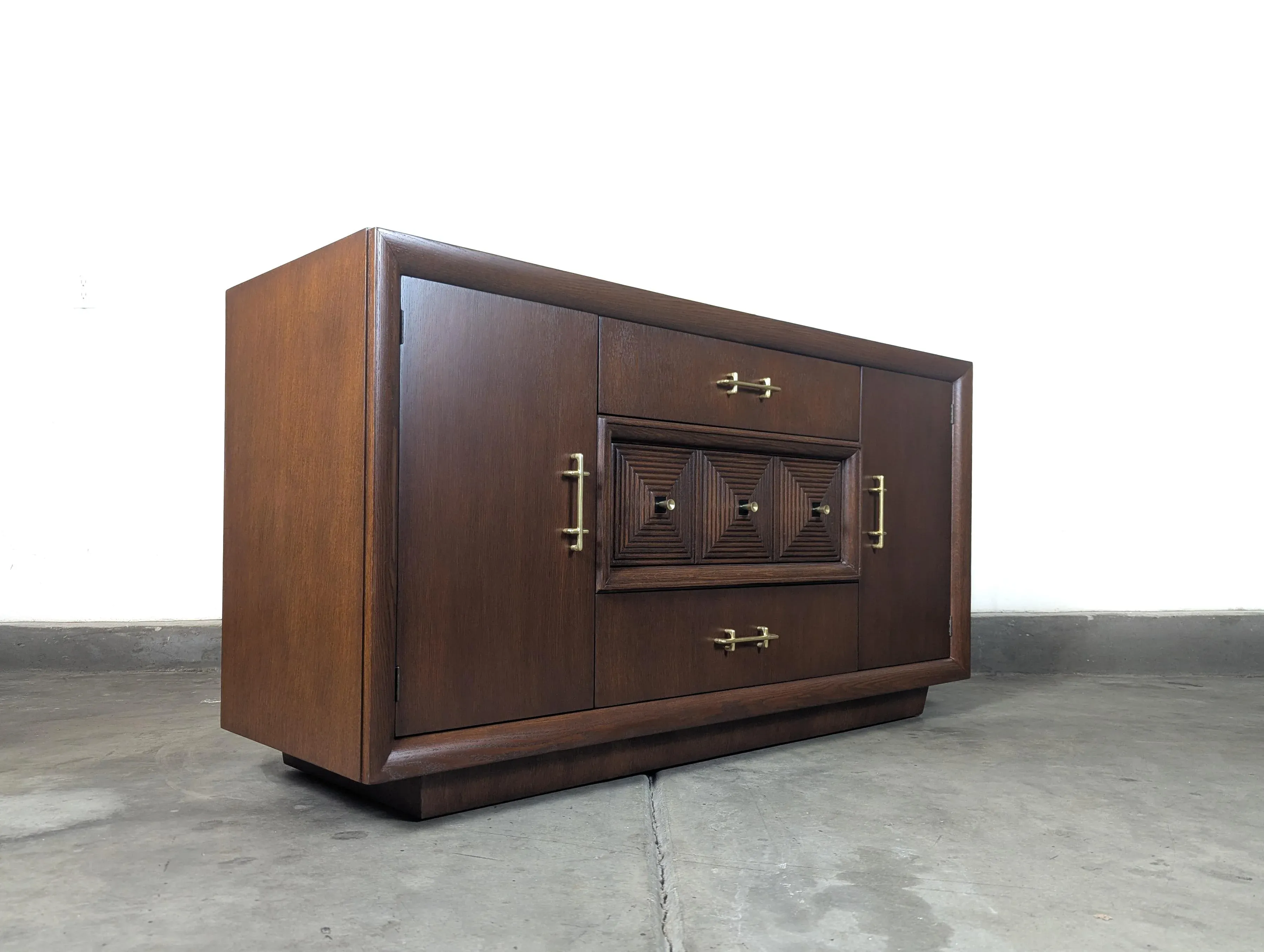 French Art Deco Oak Credenza or Sideboard Attributed to Maxime Old