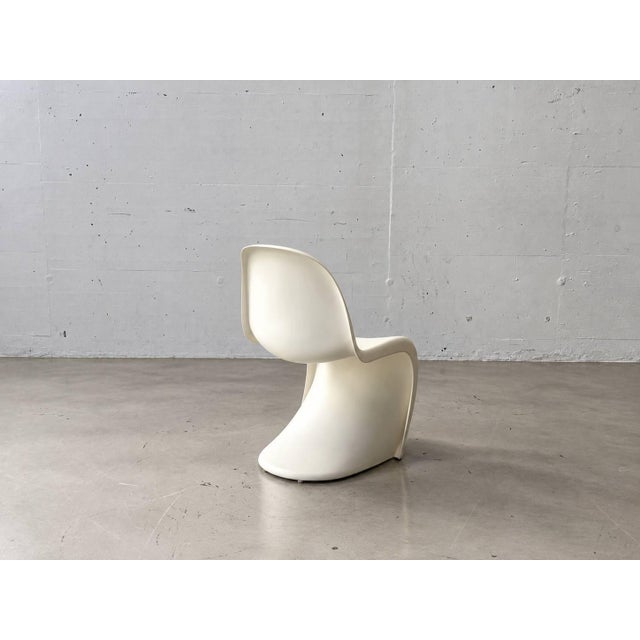 White Panton Chair by Verner Panton from Vitra, 2008 For Sale - Image 14 of 15