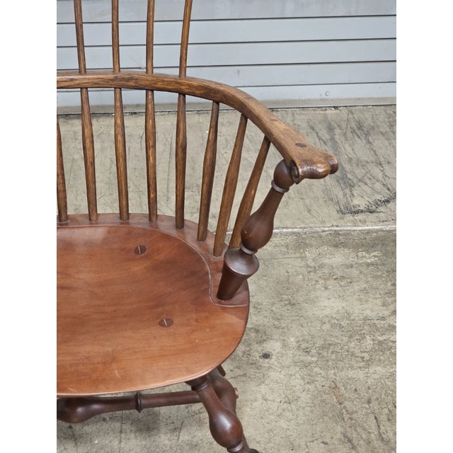 Wood Late 20th Century Windsor Style Desk Fan Back Writing Arm High Back Chair Bench Made Ohio For Sale - Image 7 of 11