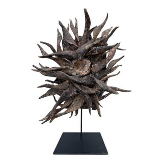 Large Mid-20th Century African Guéré (Wè) Gela Horn "War" Power Mask on Custom Stand For Sale