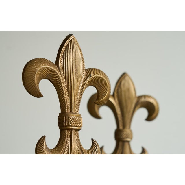 Metal Fleur-De-Lis Bookends in Patinated Brass, 1960s, Set of 2 For Sale - Image 7 of 13