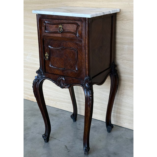 Antique French Mahogany Nightstands with Marble Tops, 1900s, Set of 2 For Sale - Image 3 of 12