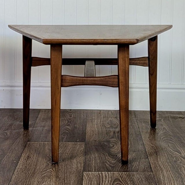 Small Vintage Mid-Century Modern Walnut Low Side Table / Cocktail Table For Sale - Image 10 of 11