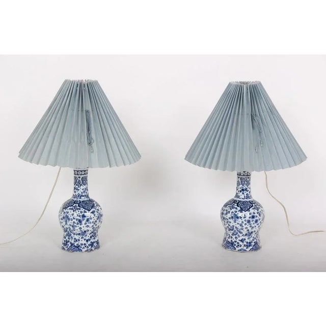 Large Table Lamps in Antique Dutch Delft, 18th Century, Set of 2 For Sale - Image 6 of 6
