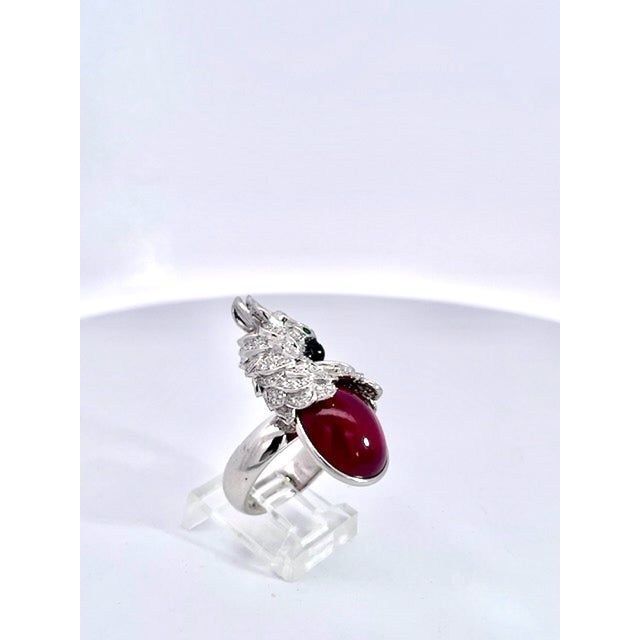 Large Oval Ruby Cabochon and Diamond Parrot Ring, Size 6.5 For Sale In Los Angeles - Image 6 of 9