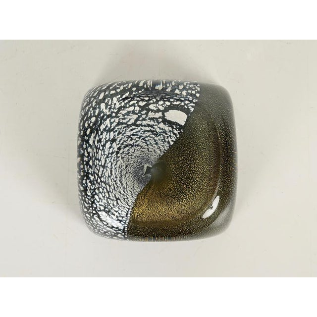 Gold Murano Glass Bowl with Gold and Silver Inclusions attributed to Seguso, Italy, 1960s For Sale - Image 8 of 13