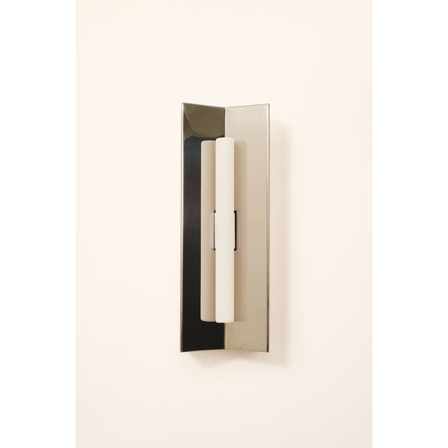 Introducing our Arrow models, a collection with a range of contemporary lighting solutions, where each piece is crafted...