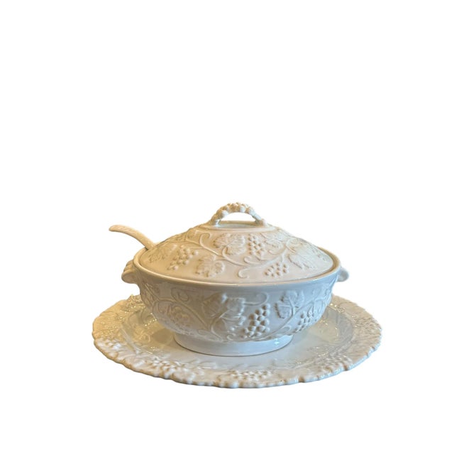 Vintage Grazia Deruto White Soup Tureen With Platter and Spoon For Sale In New York - Image 6 of 13