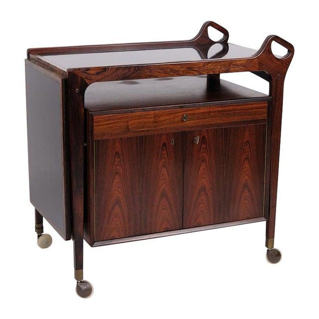 Bar Cabinet on Wheels with Foldable Top in Rosewood from Dyrlund, 1960s For Sale - Image 9 of 9