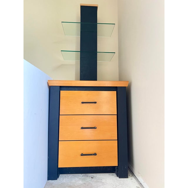 Late 20th Century Postmodern Blond Wood and Black Lacquered Nightstands With Glass Display Shelves - A Pair For Sale In West Palm - Image 6 of 12