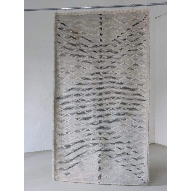Textile Mid-Century Gray Wool Rya Rug, Sweden, 1960s For Sale - Image 7 of 8
