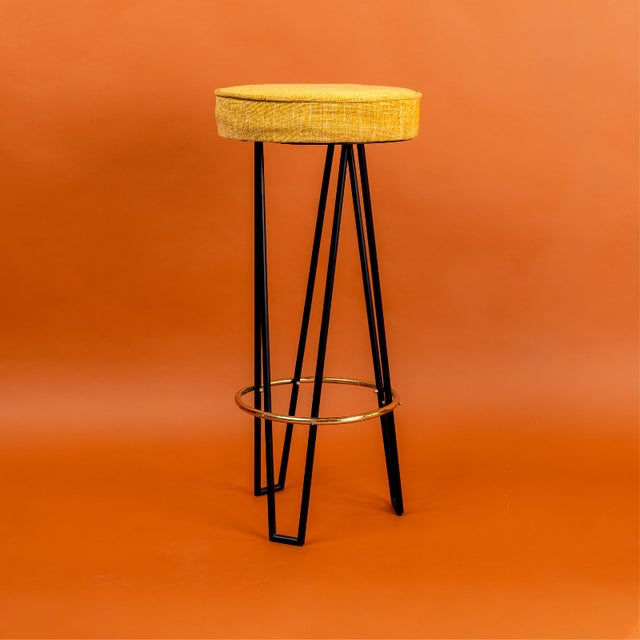 1950s Mid-Century Modern High Bar Stools in Black Iron with Brass and Mustard, 1950s, Set of 2 For Sale - Image 5 of 5