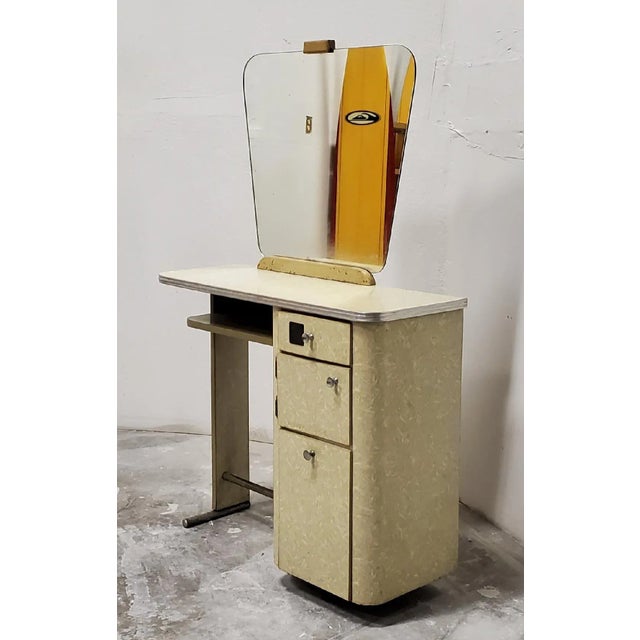 1950s Free Standing Beauty Salon Styling Station With Mirror Vanity Hair Salon Rockabilly For Sale - Image 11 of 13
