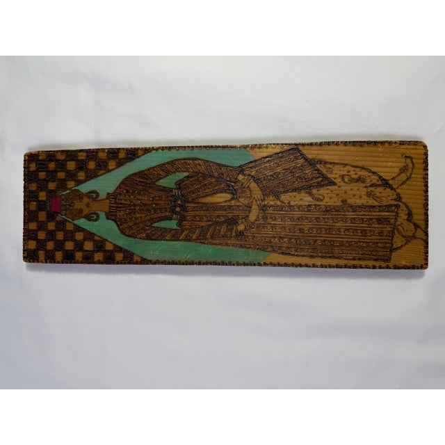 Brown Mid-Century Turkish Pyrography Panel of an Ottoman Lady, İstanbul Olgunlaşma Enstitüsü For Sale - Image 8 of 16