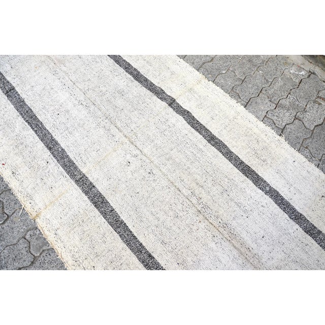 Vintage Handmade Turkish Stripe Kilim Rug For Sale - Image 6 of 11