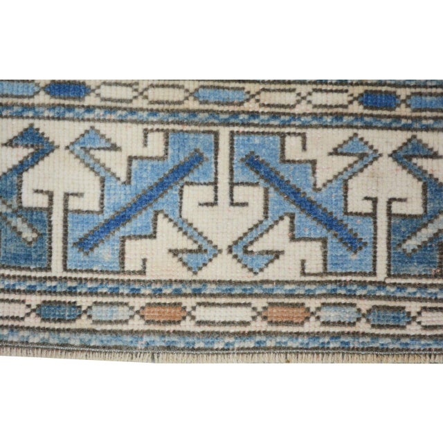 1960s Vintage Turkish Anatolian Knotted Wool Rug, 3'4''x5'8'' For Sale - Image 5 of 5