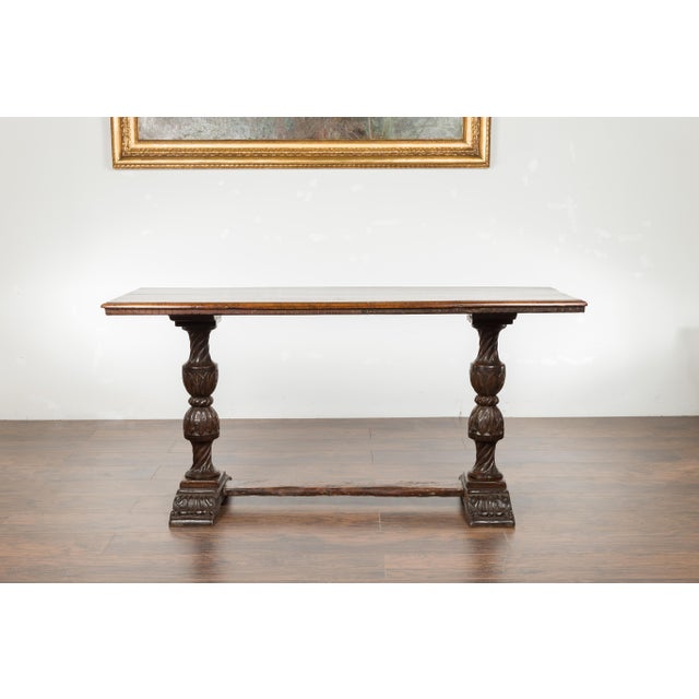 Early 19th Century Italian 1820s Walnut Table with Carved Legs, Twisted Motifs and Waterleaves For Sale - Image 5 of 12