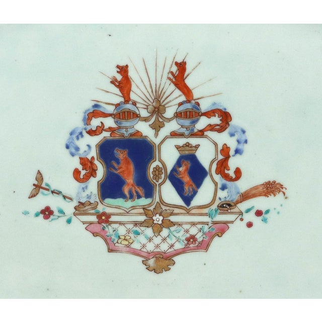 Chinese Export Famille Rose Continental Armorial Marriage Platter Qianlong Period, Circa 1760 For Sale In Philadelphia - Image 6 of 7