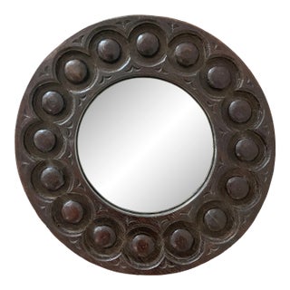 18th Century English Georgian Carved Round Walnut Mirror For Sale