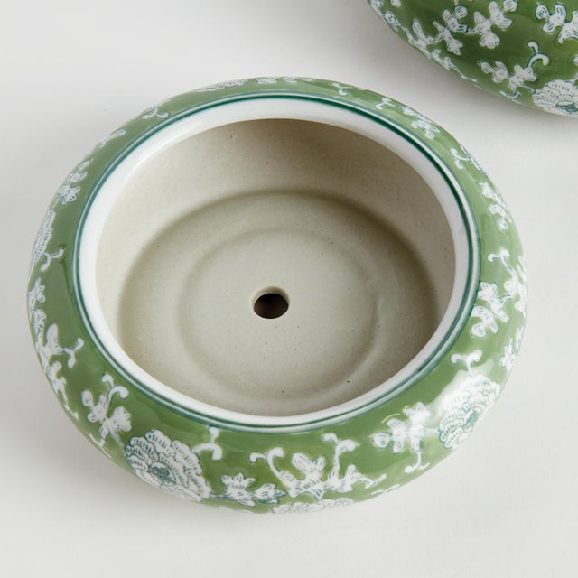 Kenneth Ludwig Chicago Imperial Lotus Low Pots Large, Set Of 2 For Sale - Image 4 of 5