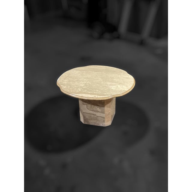 Contemporary Pair of 1970s Italian Travertine Scalloped Edge Pedestal End Tables For Sale - Image 3 of 18