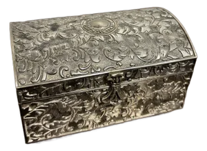 Vintage English Velvet Lined Trinket Box