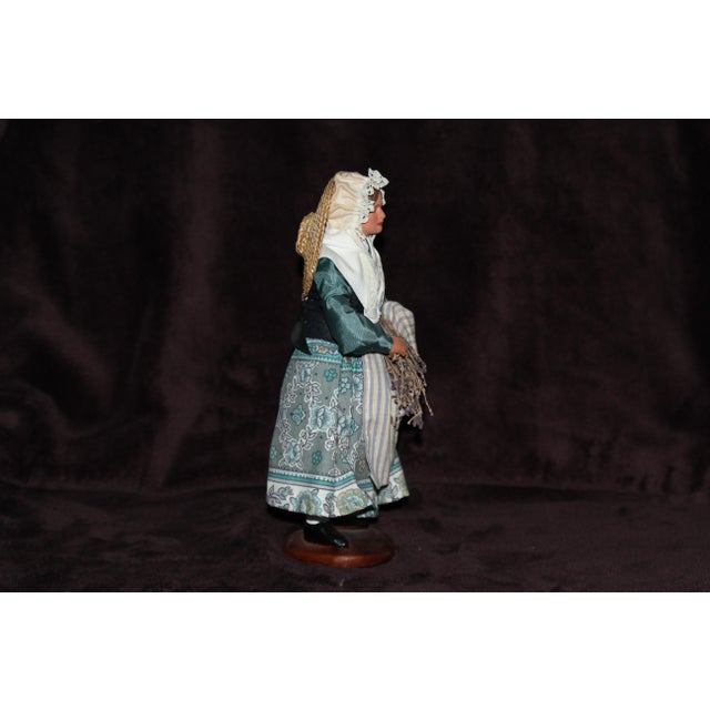 Beige Provence Santons Women Figurines, 1990s, Set of 3 For Sale - Image 8 of 18
