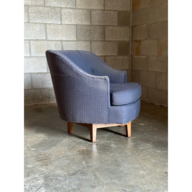 Mid-Century Modern 1950s Edward Wormley for Dunbar Swivel Chair- Unmarked For Sale - Image 3 of 10