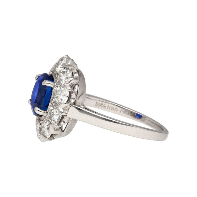1.89 Carat Oval Kashmir Blue Sapphire & Diamond Platinum Art Deco Vintage Ring For Sale - Image 10 of 13