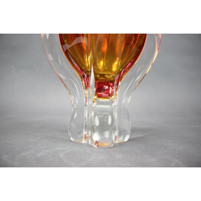 1960s Mid-Century Pink and Amber Art Glass Vase by Josef Hospodka, 1960s For Sale - Image 5 of 8