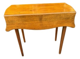 Example of Drop-Leaf and Pembroke Tables