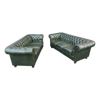 Chesterfield Three-Seater Sofas in Green Leather, Set of 2 For Sale