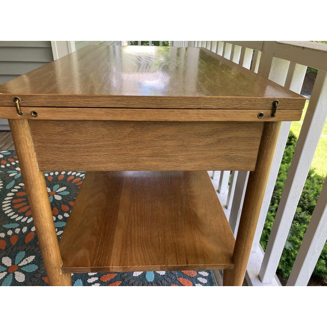 Brown Vintage Scandinavian Mid‑Century Flip‑Top Bar Cart – Solid Oak Serving Trolley on Casters For Sale - Image 8 of 17