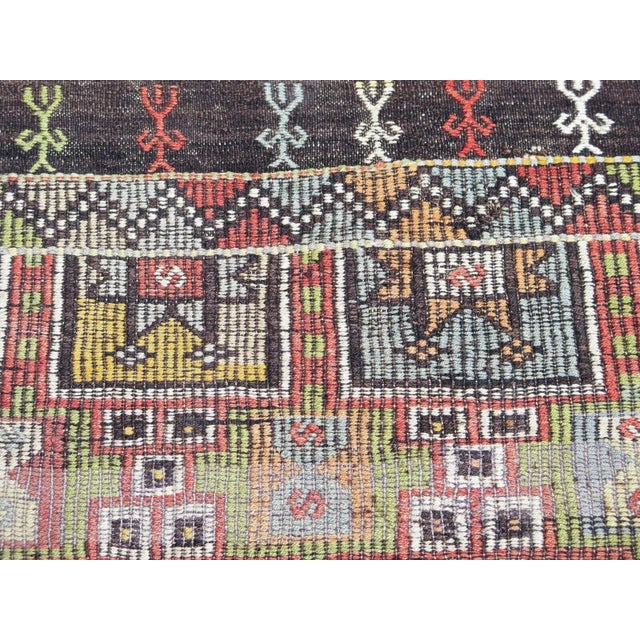 Textile 1960s Vintage Turkish Handmade Kilim Rug - 69"x105" For Sale - Image 7 of 12