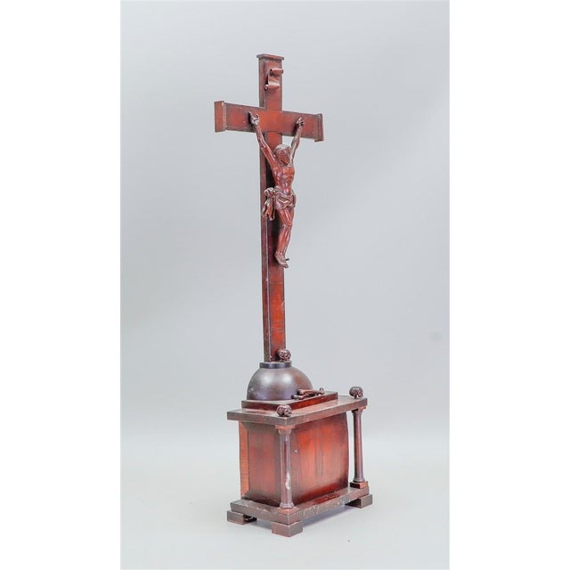 Fine Memento Mori style 18th-century European altar crucifix, a beautifully preserved piece of German Baroque religious...