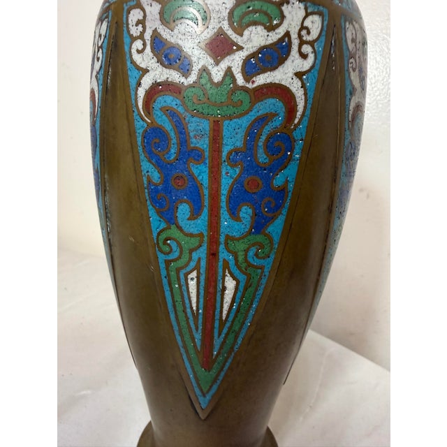 Quality Antique Japanese Bronze Enamel Champleve Cloisonne Urn Asian Vase For Sale In New York - Image 6 of 9
