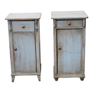 Early 20th Century Antique Pine Complementary Pair of Nightstands - a Pair For Sale