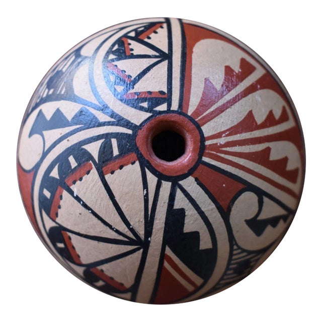 Mid 20th Century Jemez Pueblo Pottery Signed M Abetya Jemez For Sale