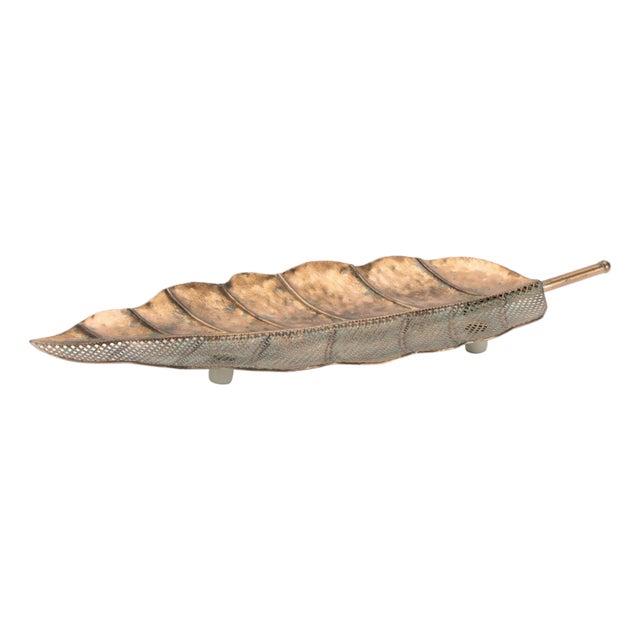 Distressed Metal Leaf Tray (Set of 2) For Sale