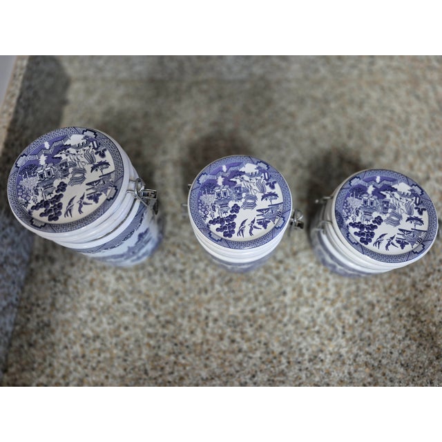 Chinoiserie Heritage Mint Blue Willow Canisters With Wire Bale Locking Lids For Sale - Image 3 of 3