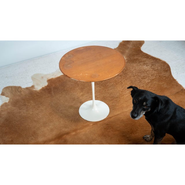 1980s Vintage Knoll International Saarinen Walnut Tulip Side Table For Sale - Image 5 of 14